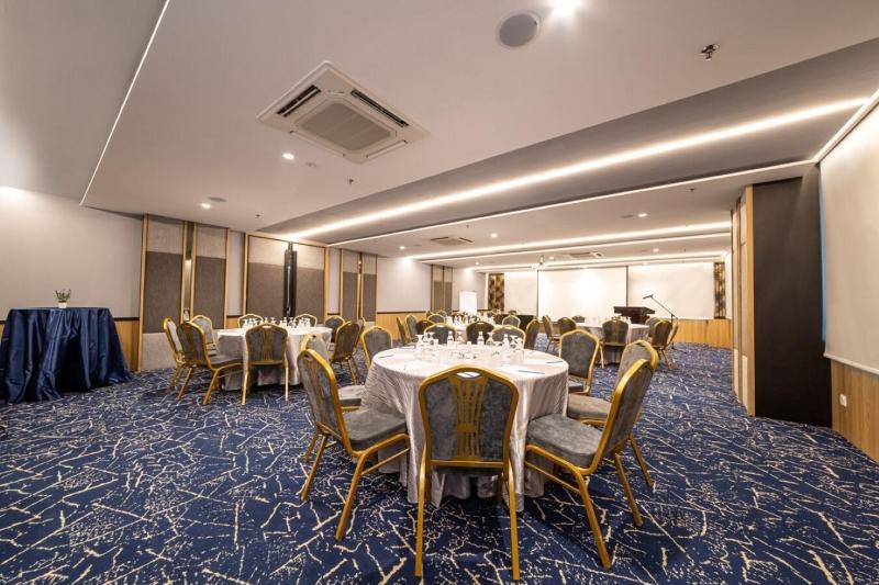 Fives Hotel Johor Bahru City Centre image