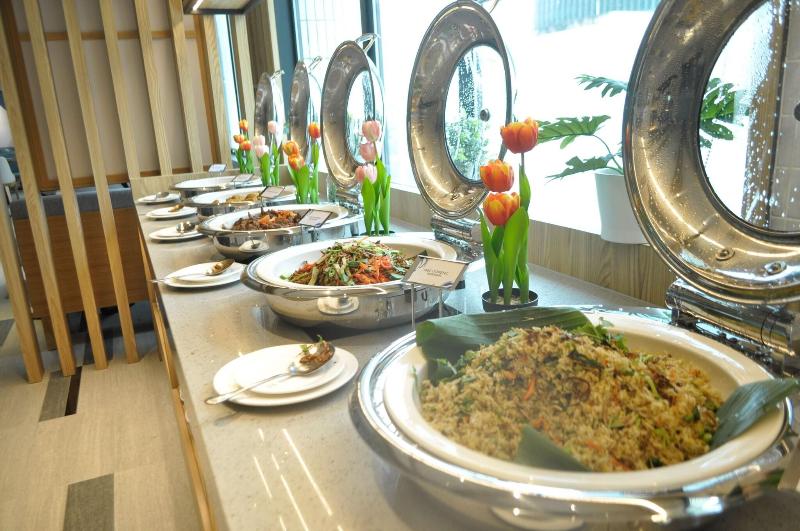 Fives Hotel Johor Bahru City Centre image