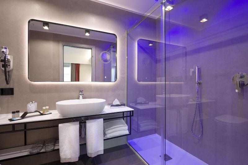 Iq Hotel Firenze image