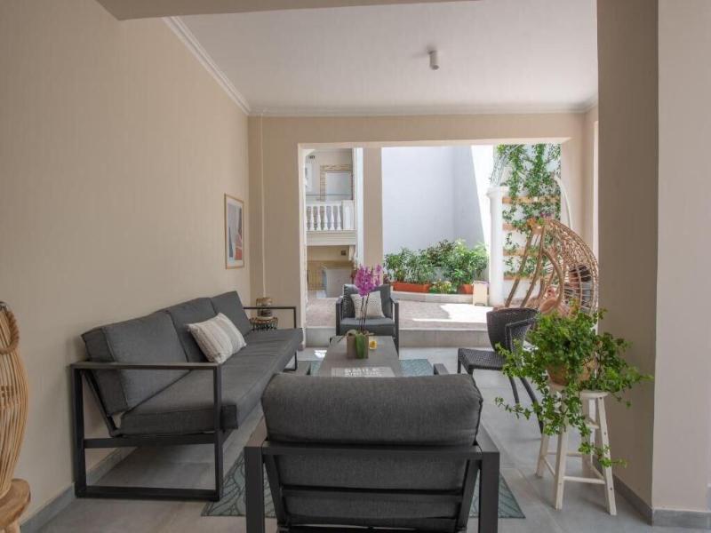 Korina Apart Hotel image
