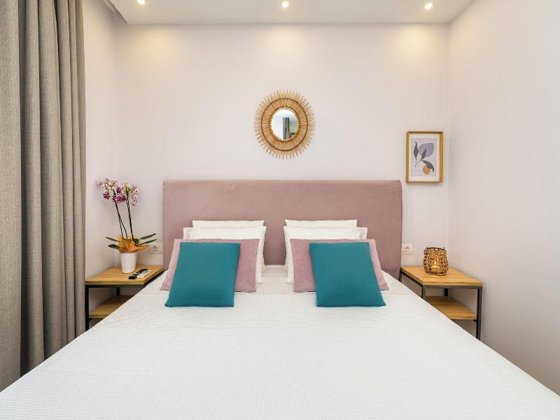 Korina Apart Hotel image