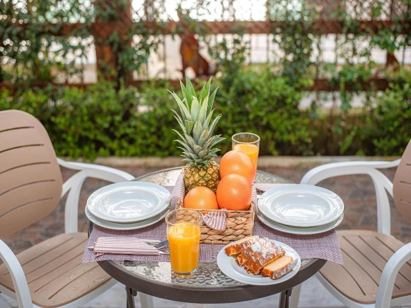 Korina Apart Hotel image