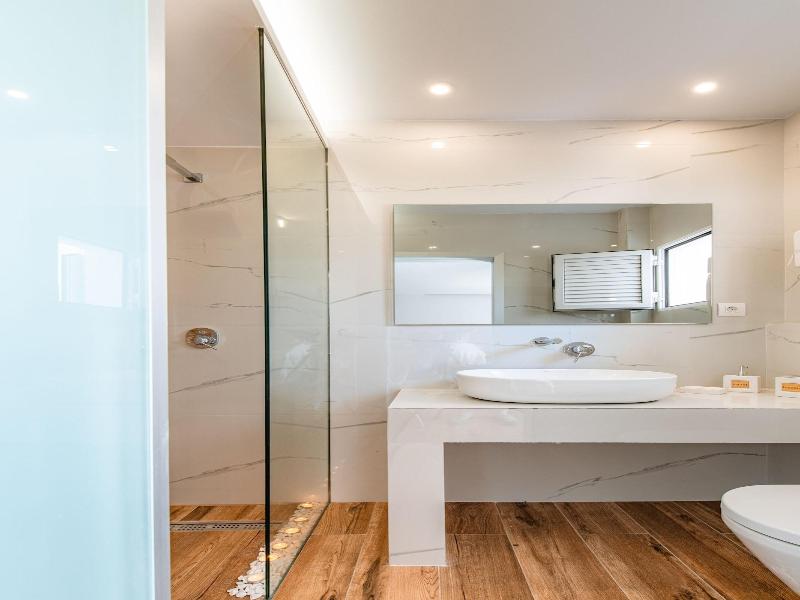 Korina Apart Hotel image