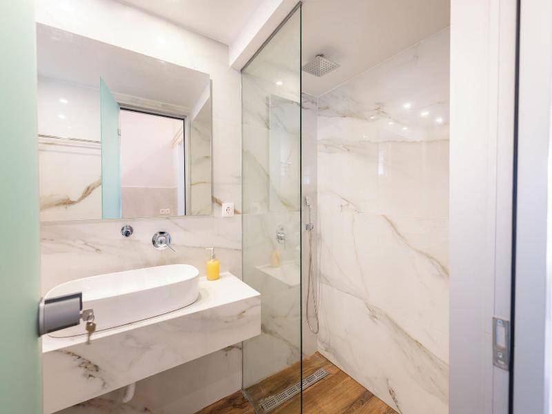 Korina Apart Hotel image
