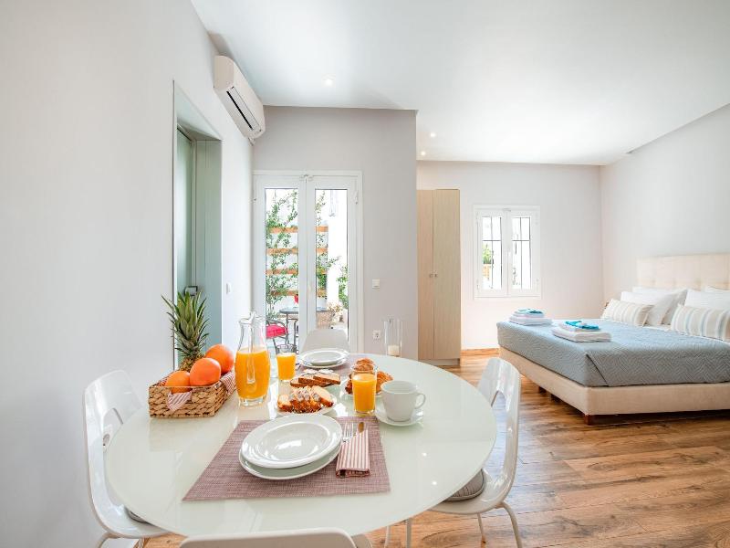 Korina Apart Hotel image
