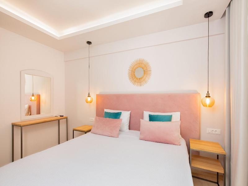 Korina Apart Hotel image