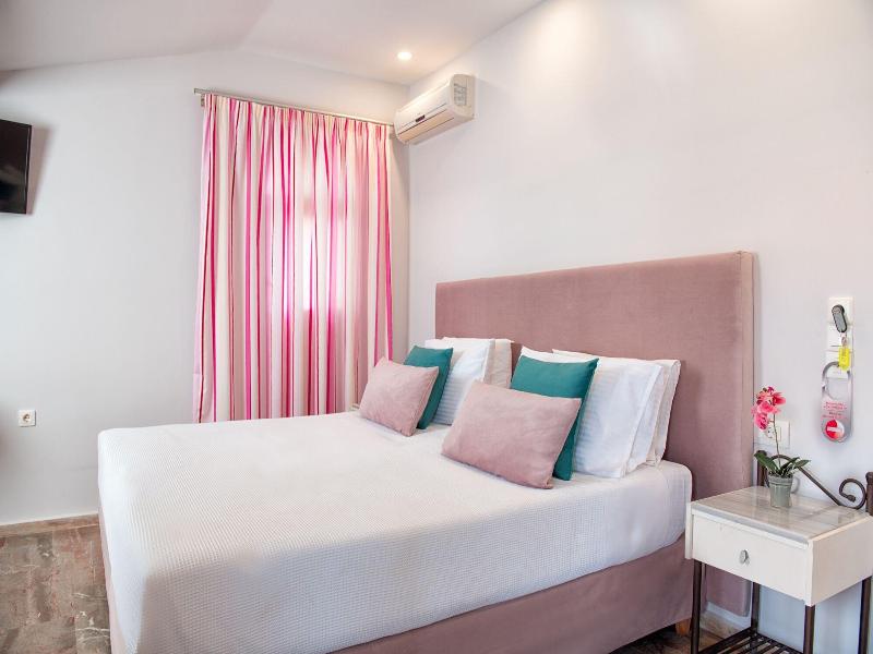 Korina Apart Hotel image