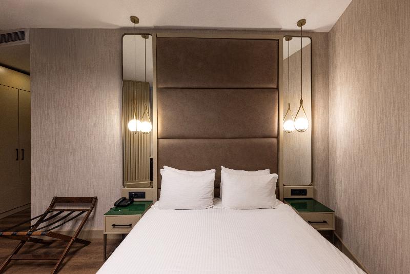 The Nest Hotel image