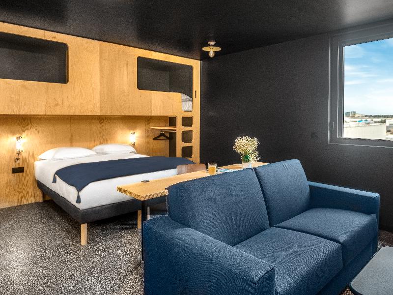 Eklo Hotels Paris Porte de Versailles image