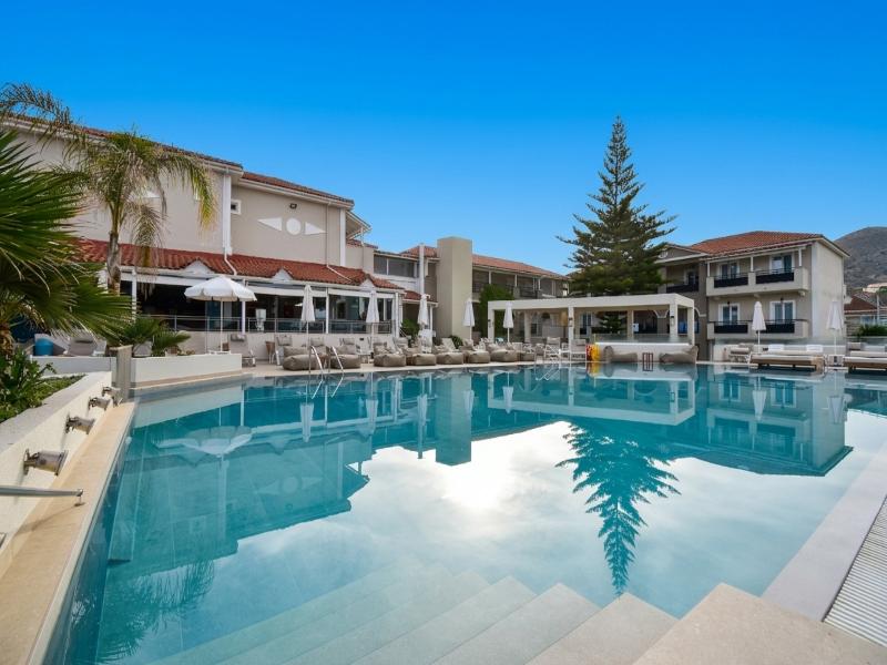 Dennys Inn image