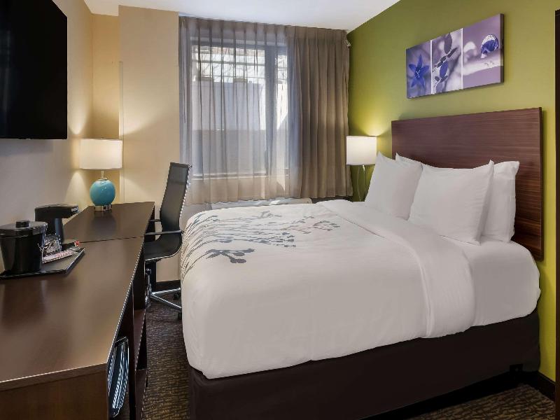 Sleep Inn Bronx - Soundview image