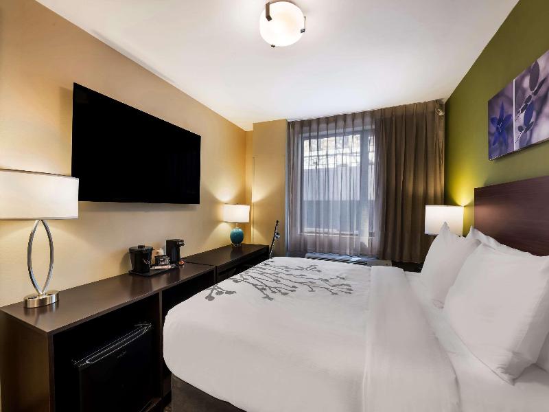 Sleep Inn Bronx - Soundview image