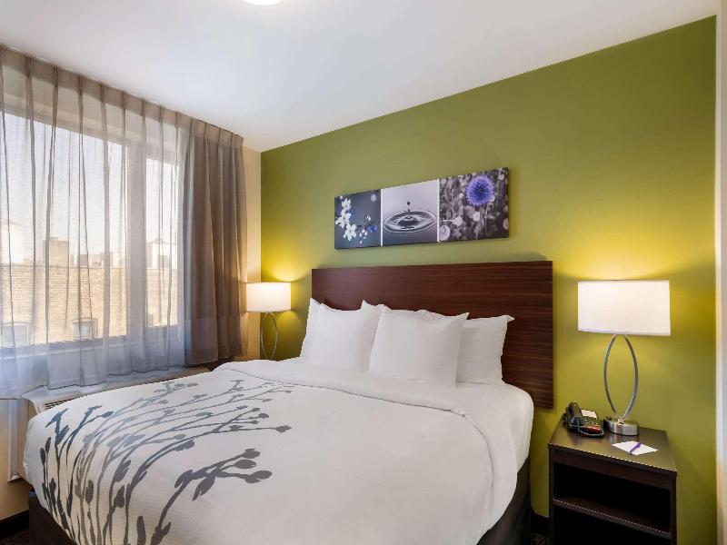 Sleep Inn Bronx - Soundview image