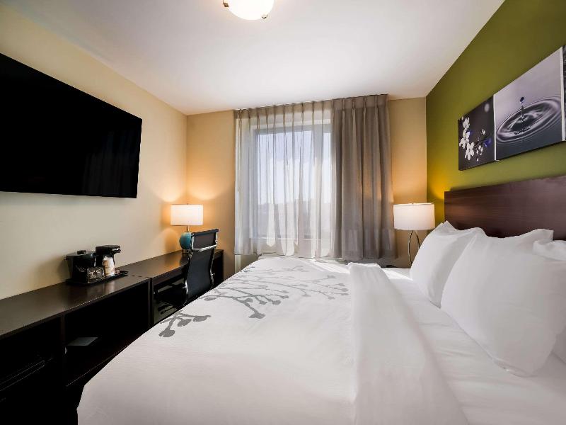 Sleep Inn Bronx - Soundview image