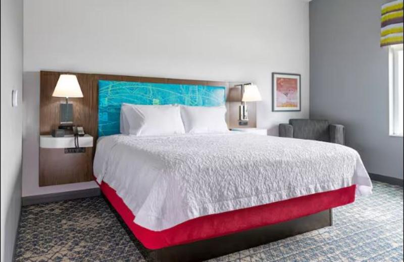 Hampton Inn Fort Myers Downtown image