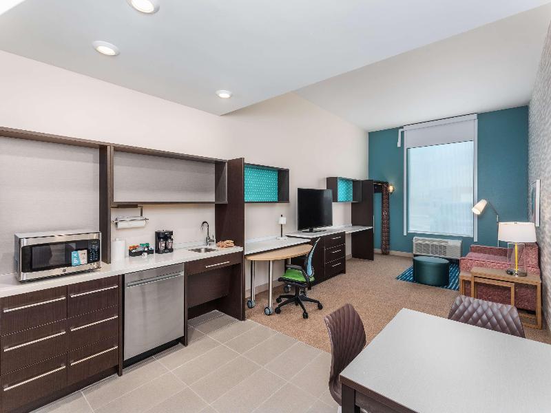 Home2 Suites by Hilton Cedar Rapids Westdale image