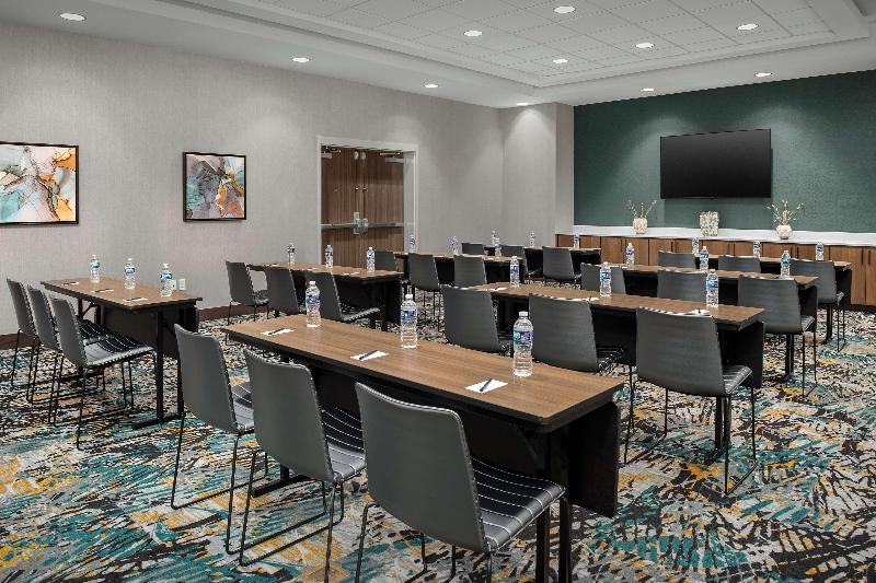 Hampton Inn By Hilton Orlando Southeast Nona image