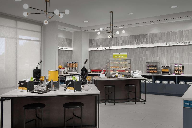 Hampton Inn By Hilton Orlando Southeast Nona image