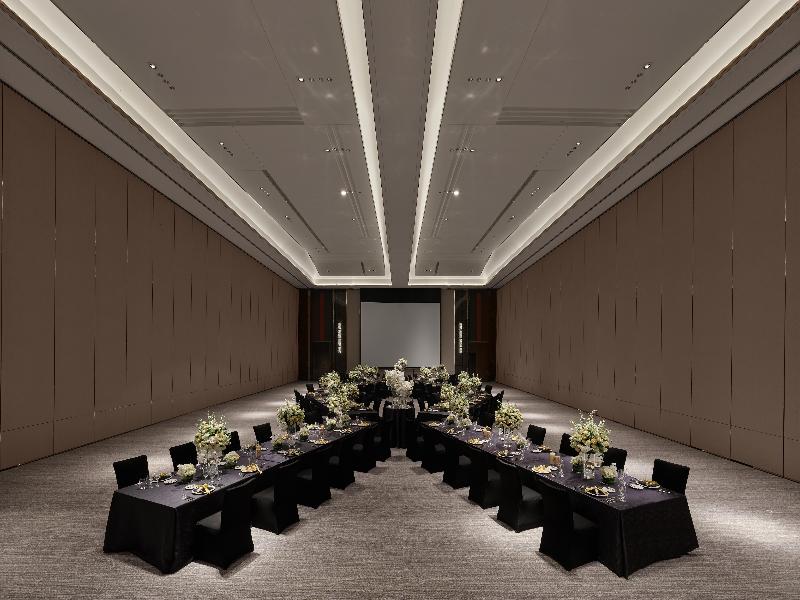 DoubleTree by Hilton Cangnan image