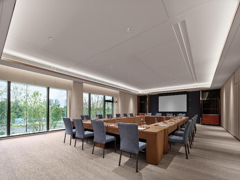 DoubleTree by Hilton Cangnan image