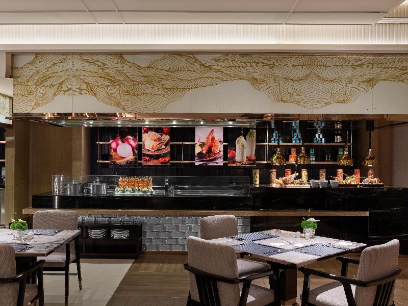 DoubleTree by Hilton Cangnan image
