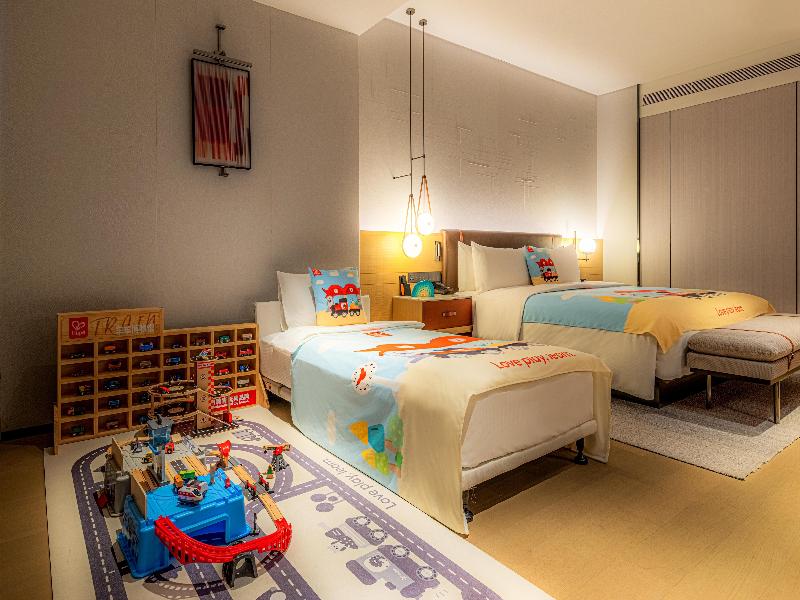 DoubleTree by Hilton Cangnan image