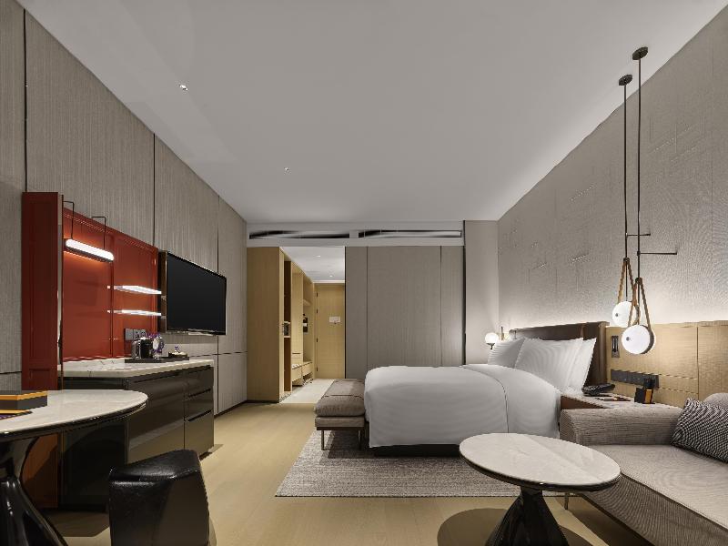 DoubleTree by Hilton Cangnan image