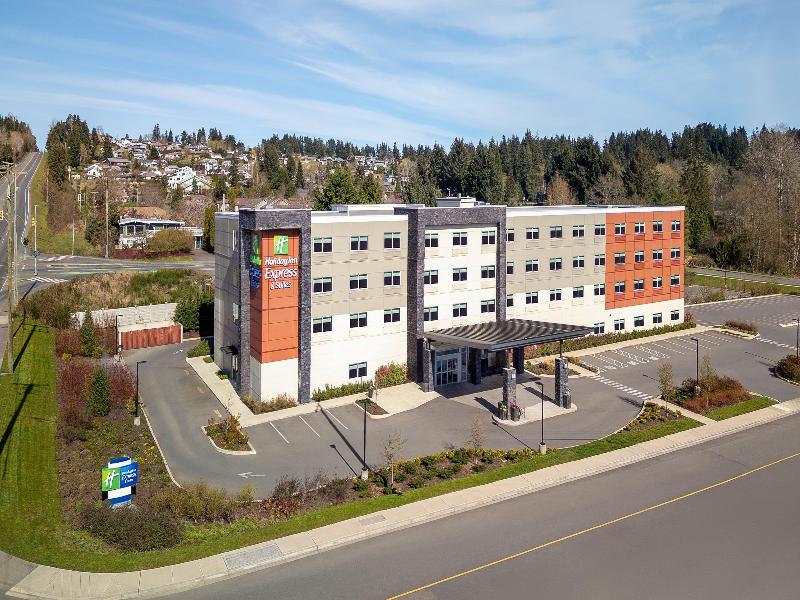 Holiday Inn Express and Suites Courtenay Comox image