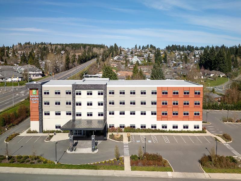 Holiday Inn Express and Suites Courtenay Comox image