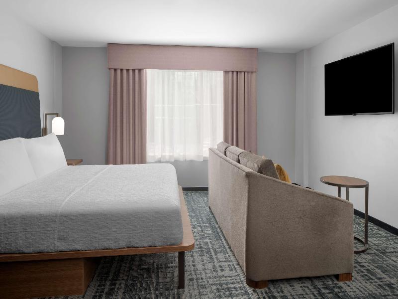 Homewood Suites by Hilton Charlotte Uptown First W image