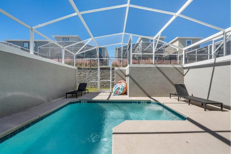 Champions Gate Resort Townhomes image