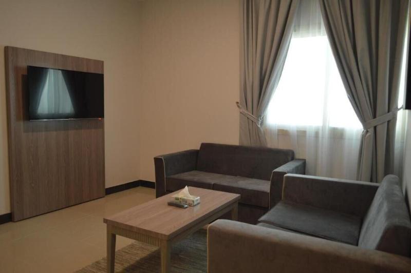 Terrace View 3 Hotel Apartments image