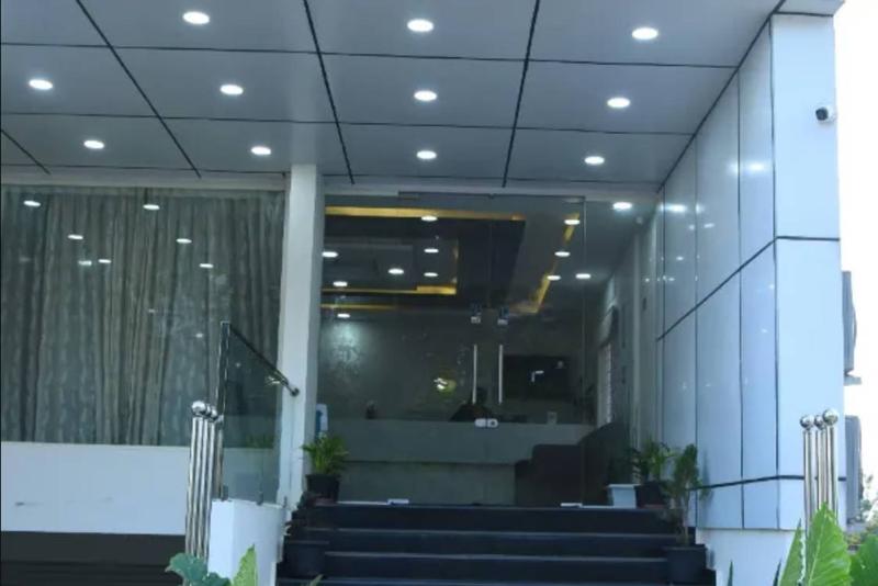 Hotel Spectra Bangalore Airport image