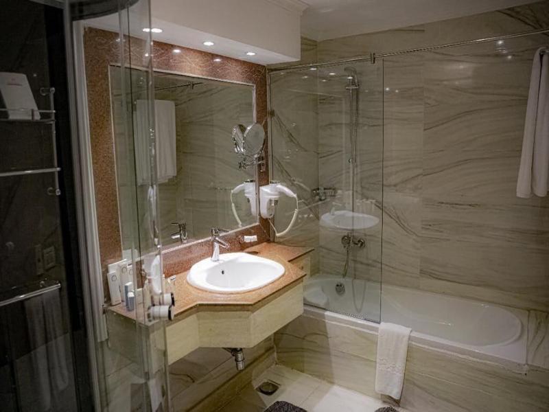 Paradise Home City Stars Hotel image