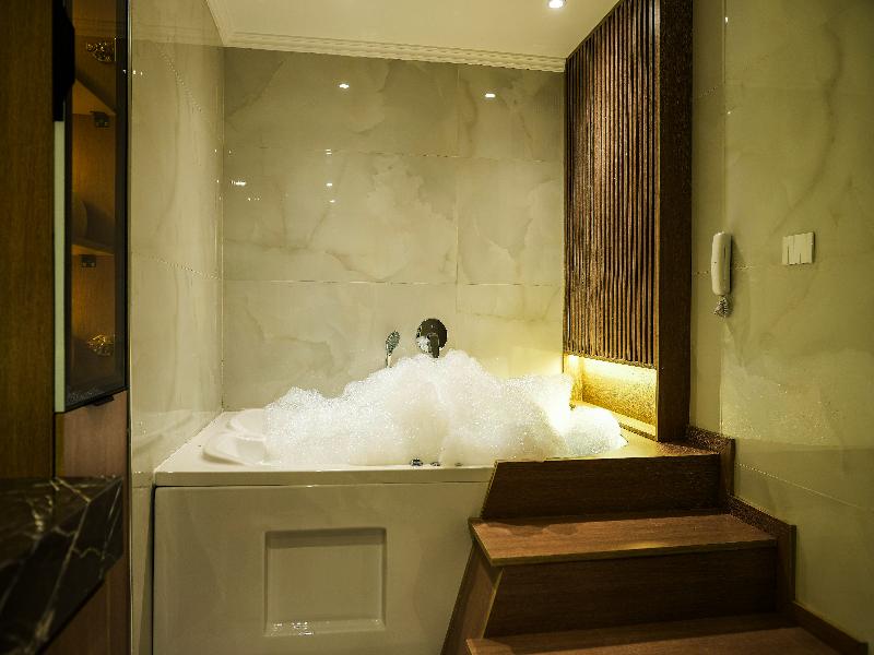 Ramage Hotel & Resort image