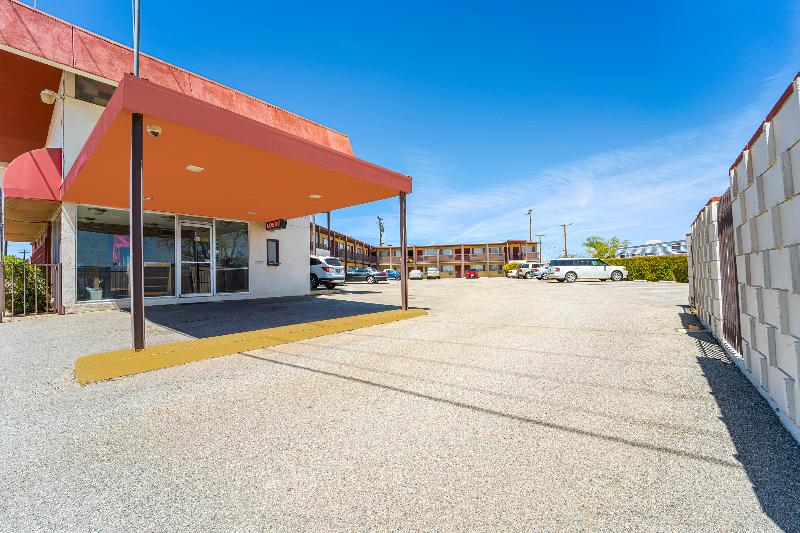 Mojave Hotel image