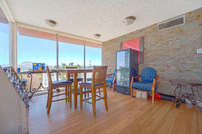 Mojave Hotel image