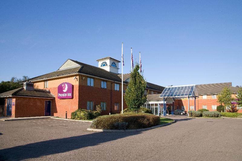 Premier Inn Luton South - M1 J9