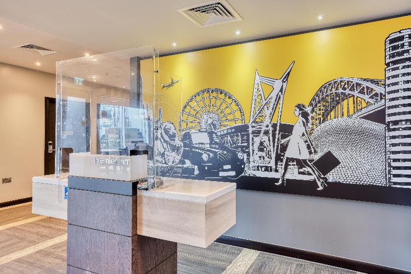 Premier Inn London New Southgate image