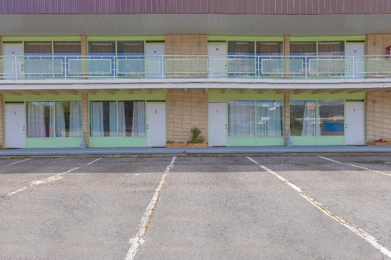 Sonrise Inn Lincoln Hwy By Oyo image