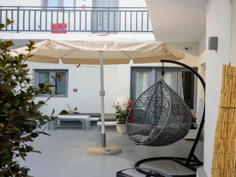 Tatakis Design Hotel, Fira image