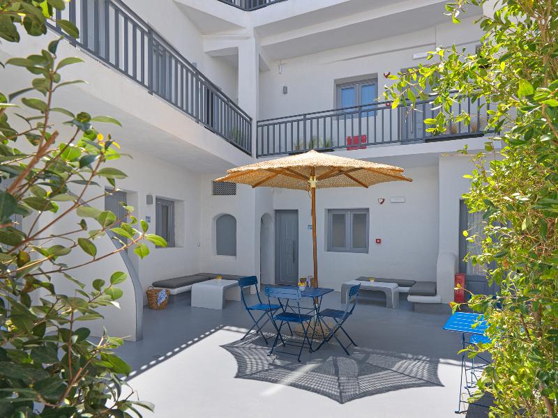 Tatakis Design Hotel, Fira image