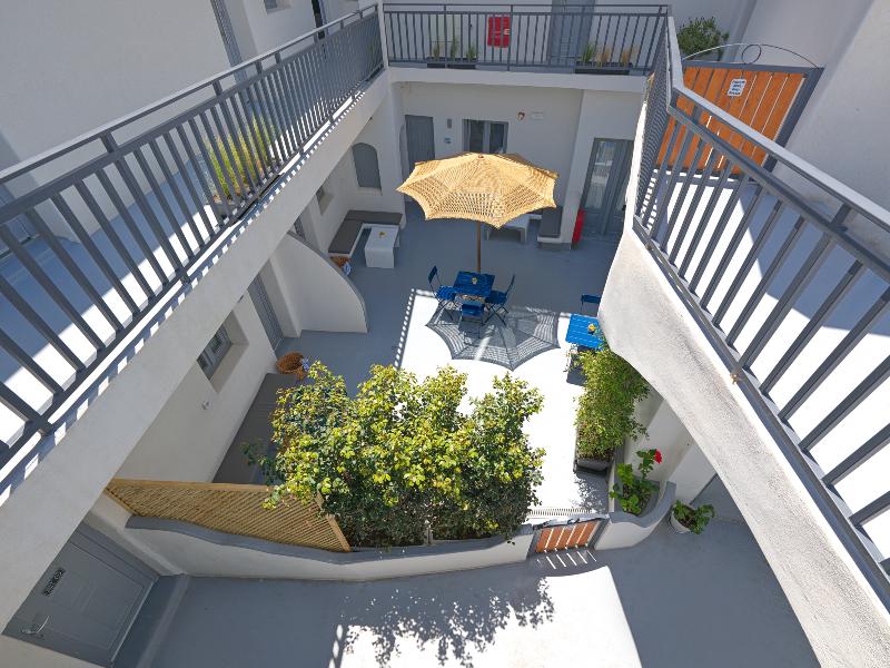 Tatakis Design Hotel, Fira image