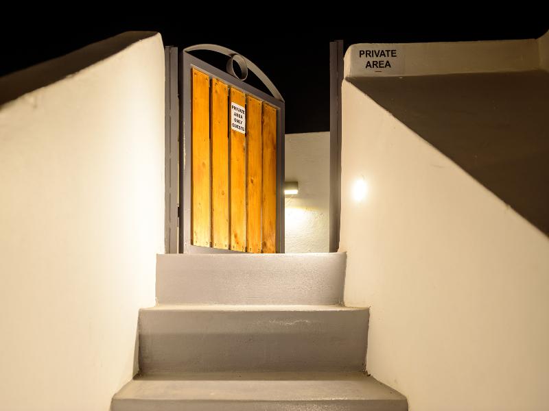 Tatakis Design Hotel, Fira image