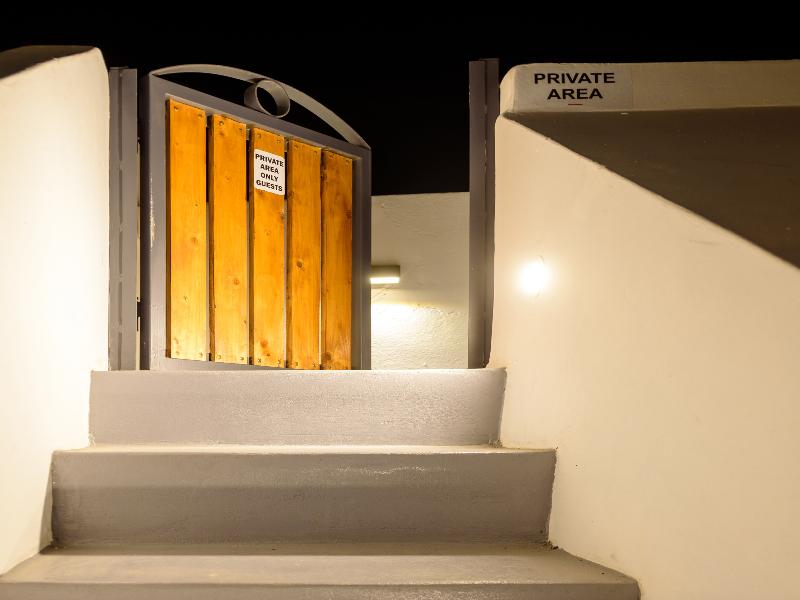 Tatakis Design Hotel, Fira image