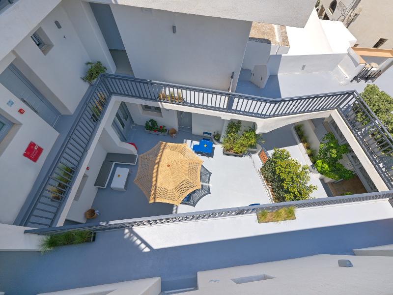 Tatakis Design Hotel, Fira image