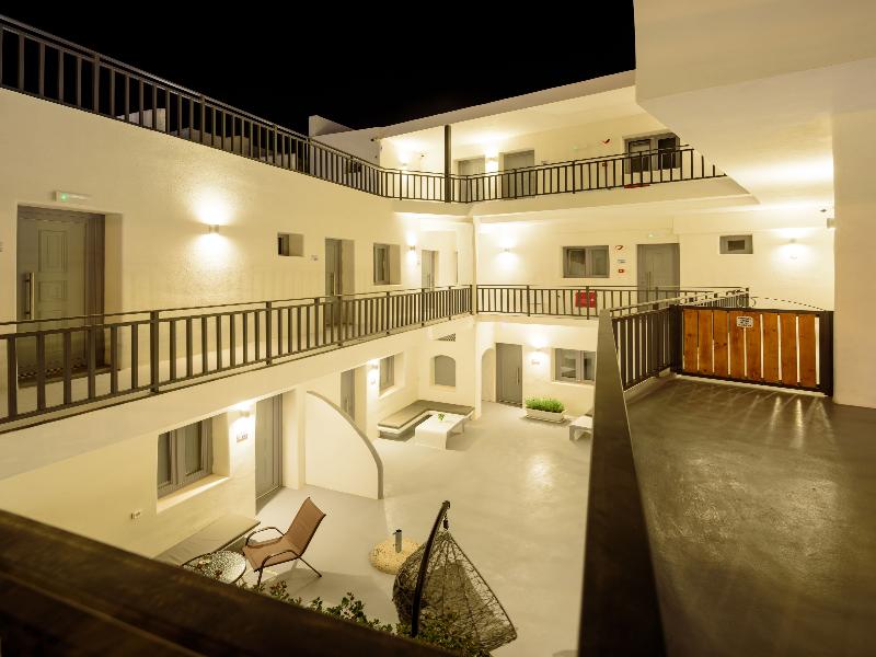 Tatakis Design Hotel, Fira image