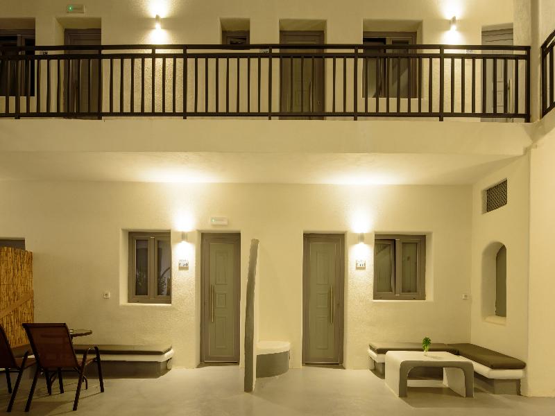 Tatakis Design Hotel, Fira image