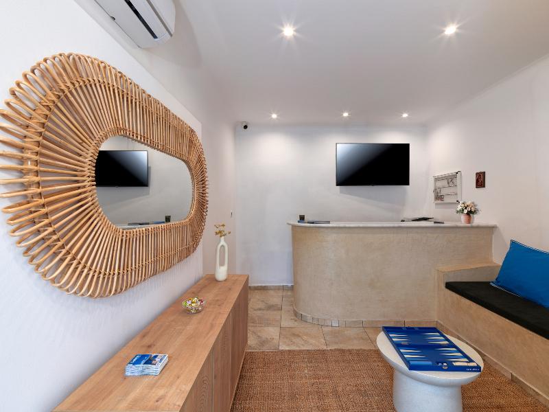 Tatakis Design Hotel, Fira image