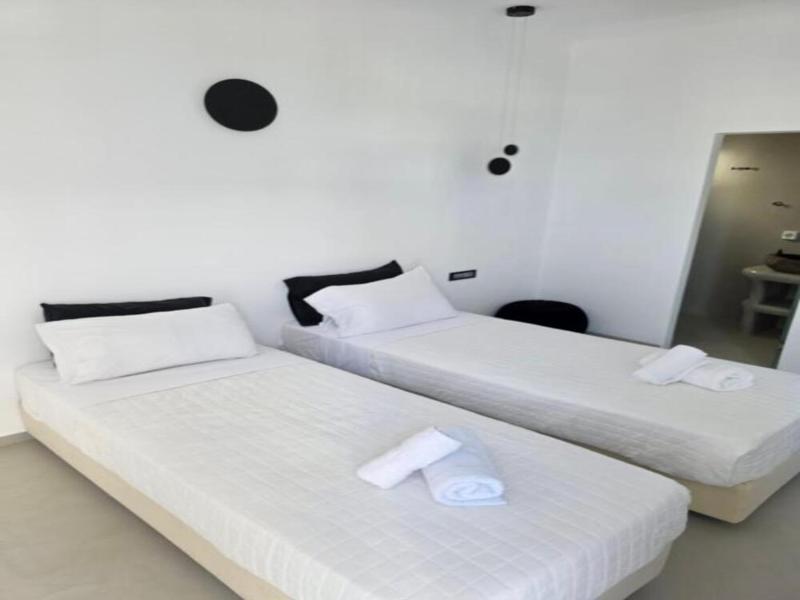 Tatakis Design Hotel, Fira image
